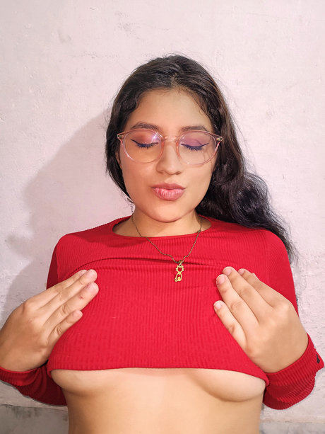 Aleja L pez_ adult actress pic