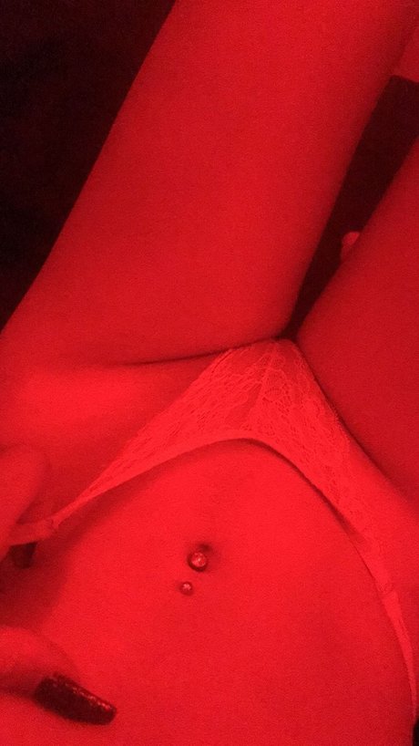 Lil slut hot actress pictures