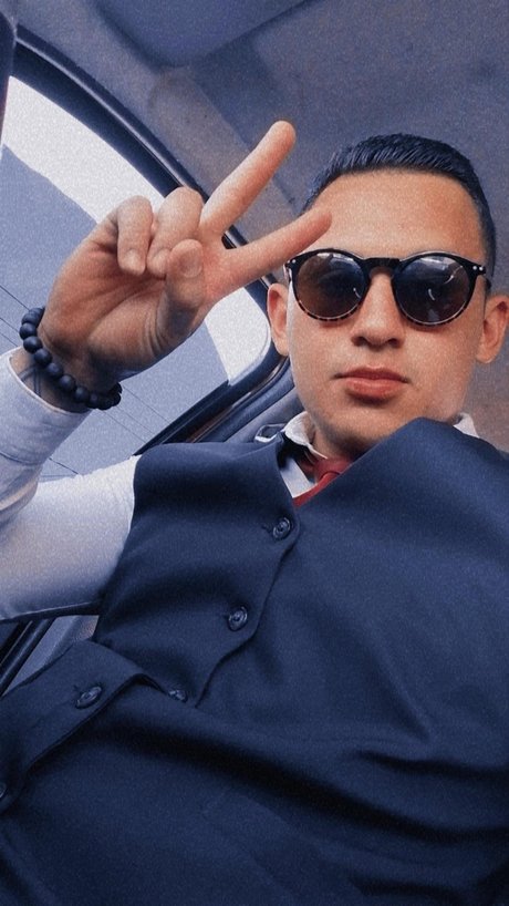 alanzin hot star archive