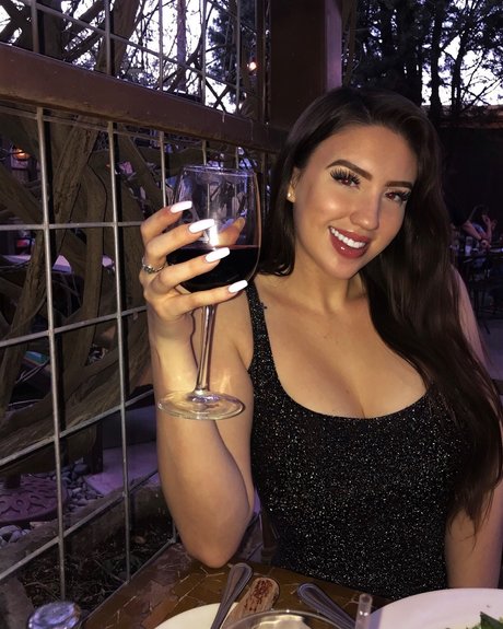 Ashley Renae star high quality pictures