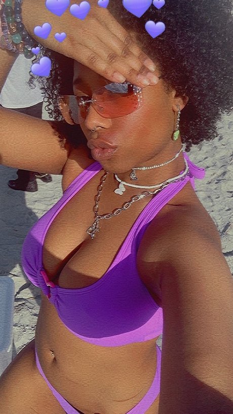 Nova Malo pornstar sex image