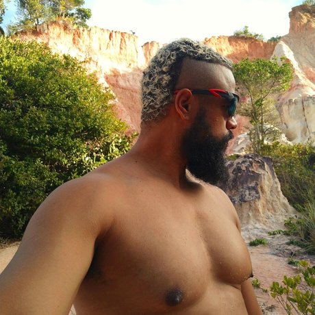 Lazzaro pornographic model pictures