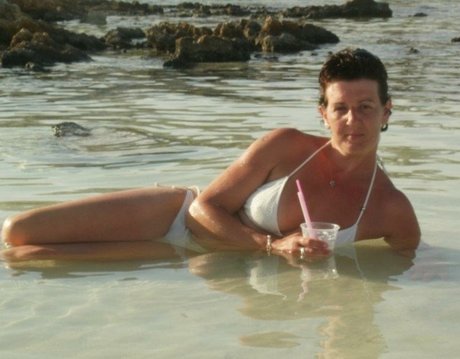 Shroomie47 high quality model pictures