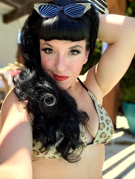 Penni Peaches hd star pics