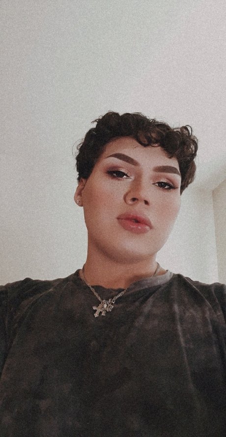 Abraham Pena model erotic photo