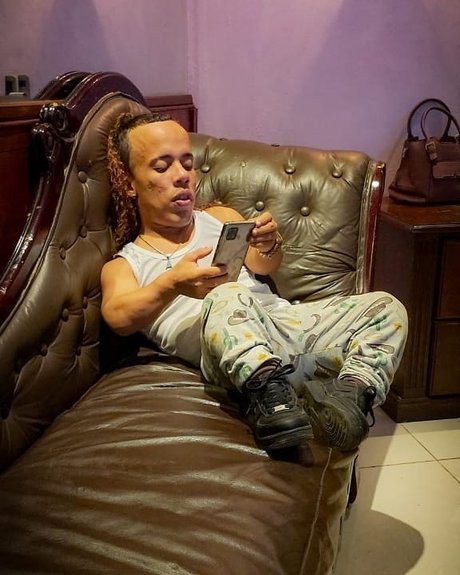 Mu eco Eroctico pornstar erotic archive