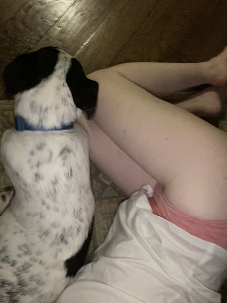 Peachy Beachy_ model nice pictures