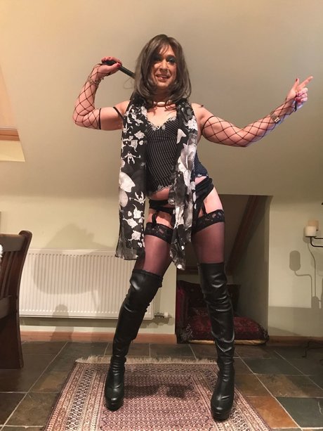 annemarie63 star photo