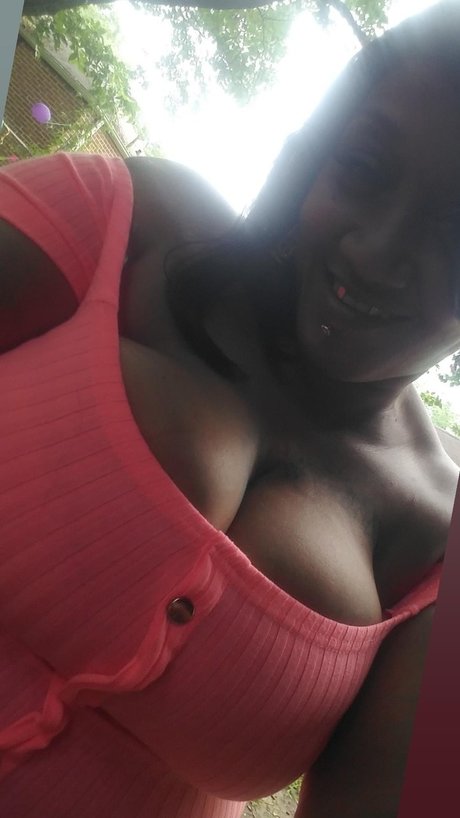 Kotton Kandy free pornstar pics