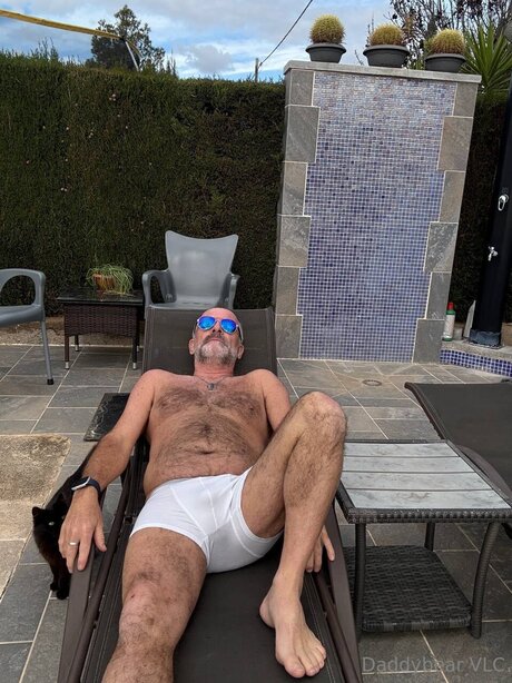 Daddy bear model sexy photos