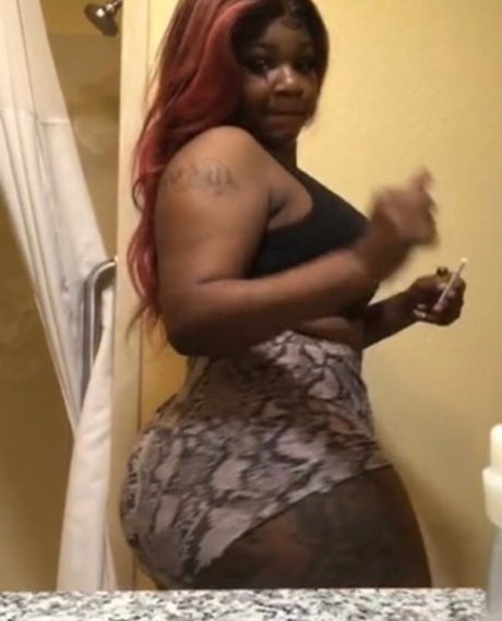 Pink da Diamond nudes model pictures