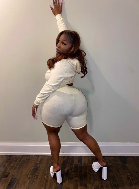 ChunLing top star image