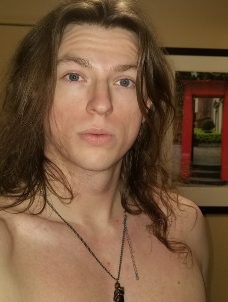 Pink Banana beautiful actress images