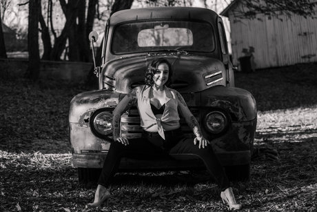 Evangeline Eve V nudes star archive