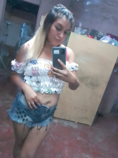 Pilii nudes star img