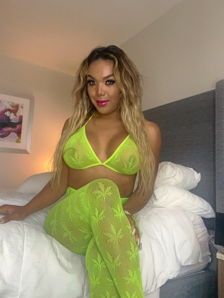 Shavel pretty star pics