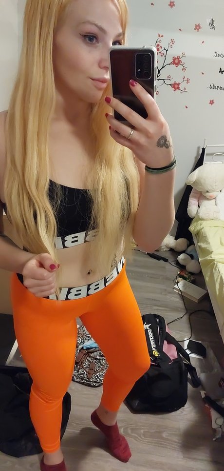 Alya L_ nice actress image