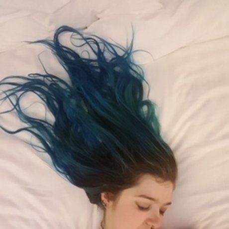 PiercedAndProud porn actress photos