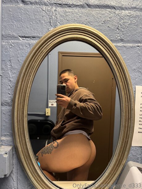 Pierce Dani model nice pic