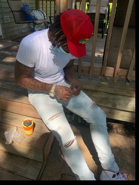 NoBRAKES pornstar erotic photos