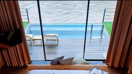 Chi AU pornographic actress archive