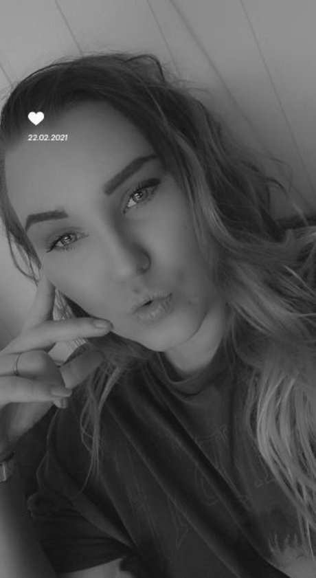 Phoenix Banks sexy pornstar images