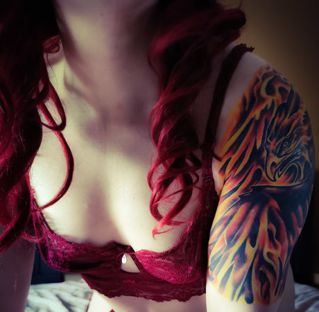 Phoenix Girl beautiful model pics