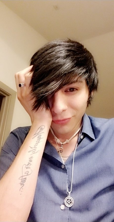 Phoenix cross model nice images