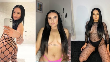 Your Fav Brunette_ nude star pic