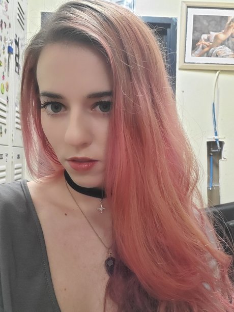 Phenix Blaze adult star galleries