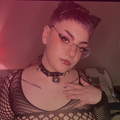 Phat Wednesday Winnie_ erotic pornstar archive