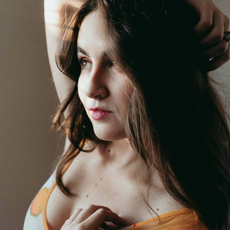 PetitePlayroom exclusive star photo