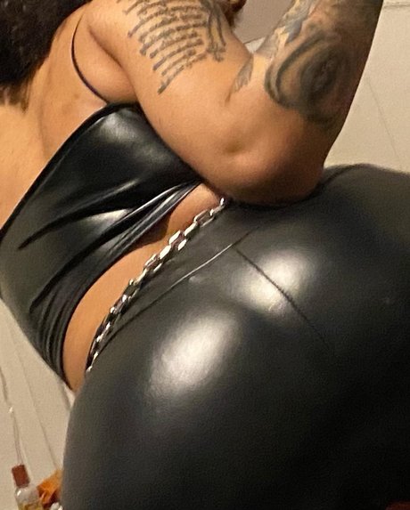 _QwueenSplash_ star high quality galleries