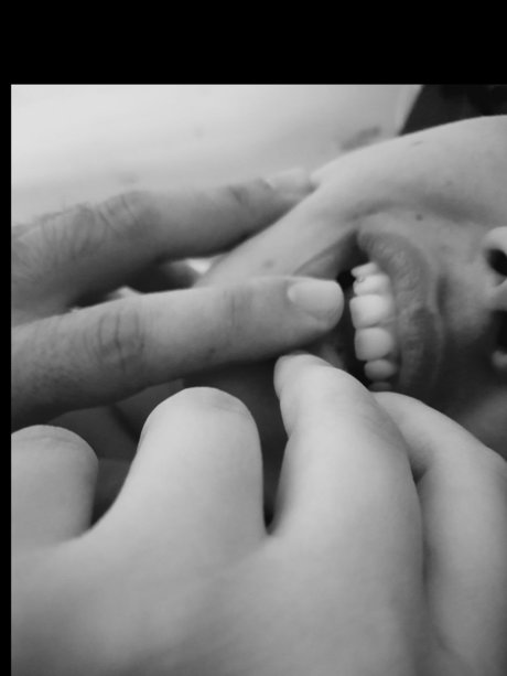 Couple Dafne and Apollo pornstar nude img