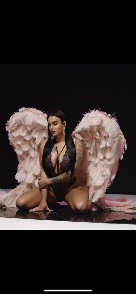 Jasmine Santana pornstar naked photo