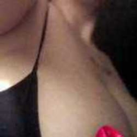 ItsBritt model naked pics