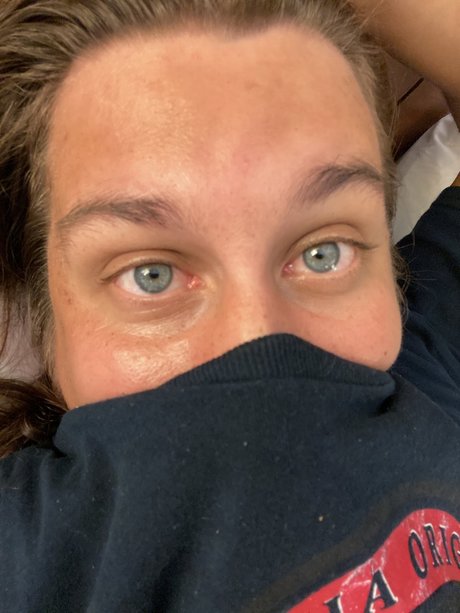 Dakota Hunt pretty pornstar pictures