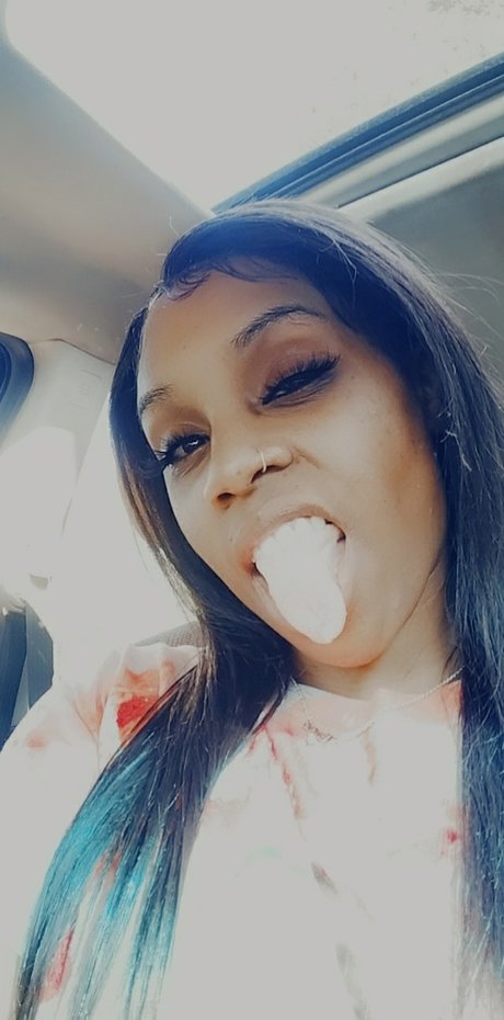 Pretty Girl Chas naked pornstar picture