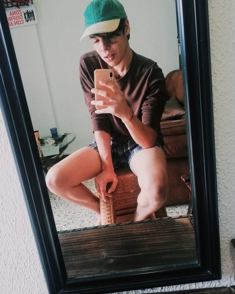 Daniel Darez art actress pictures