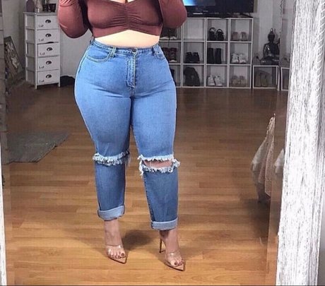 Dania santos sexy star image