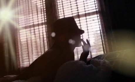 Chloe Morningstarr hot actress image