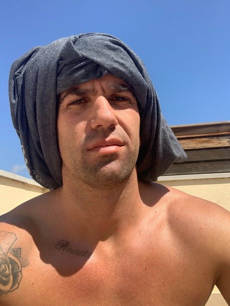 Potro de Bilbao model top gallery