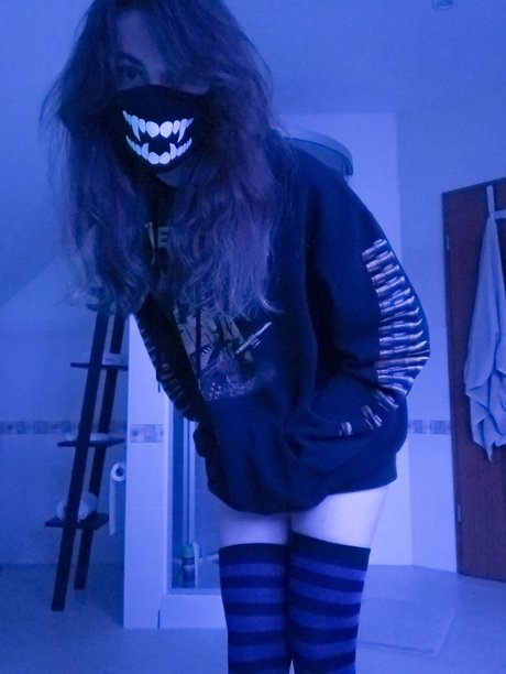 possumvoid star nude picture