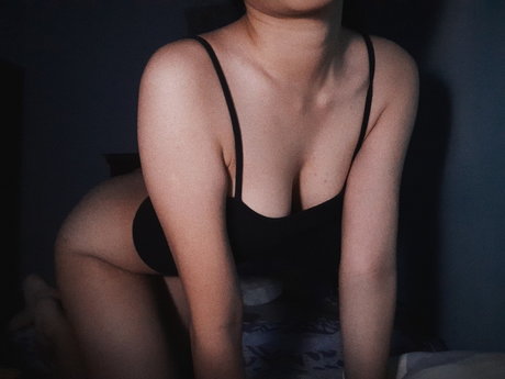 Popos nude model pics