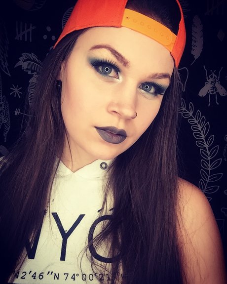 PookaDotted star pretty gallery