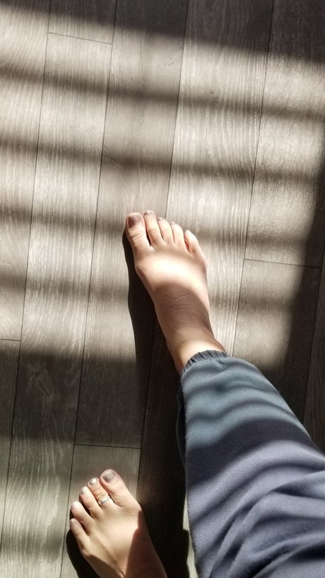Polynesian Only Feet pornstar beautiful photo