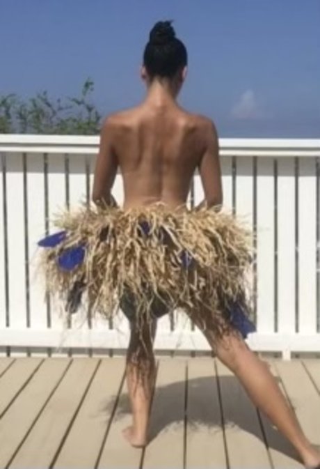 PrettyRedHibiscus top pornstar archive