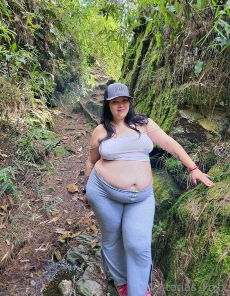 bu1terfly pornstar perfect pictures