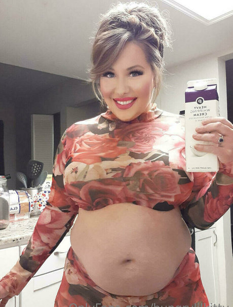 hungrylilkitty pretty pornstar archive