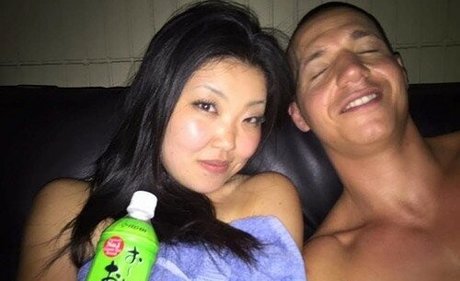 Travelvids Xyz art actress photos